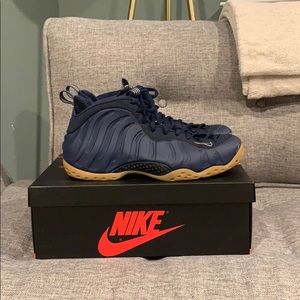 Foamposite Navy gum